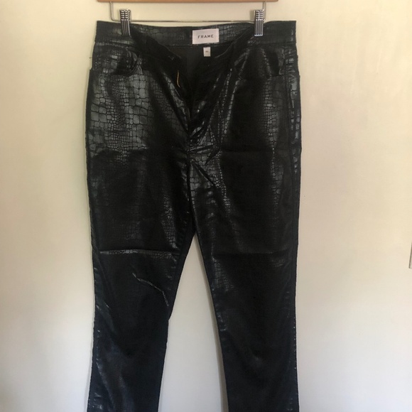 Frame Le Sylvie Slender Straight Black Mock Croc Jeans - Size 30. - Picture 8 of 8